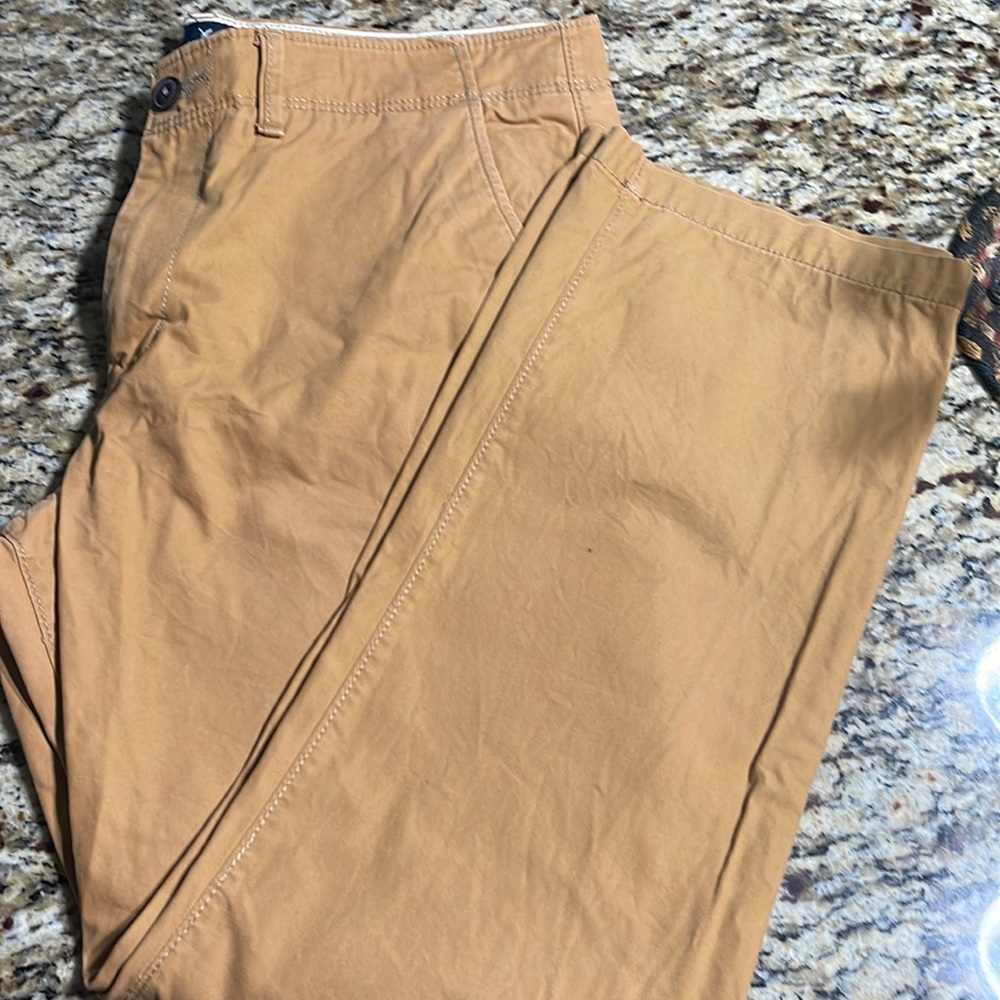 36 x 32 Original Straight American Eagle Khakis